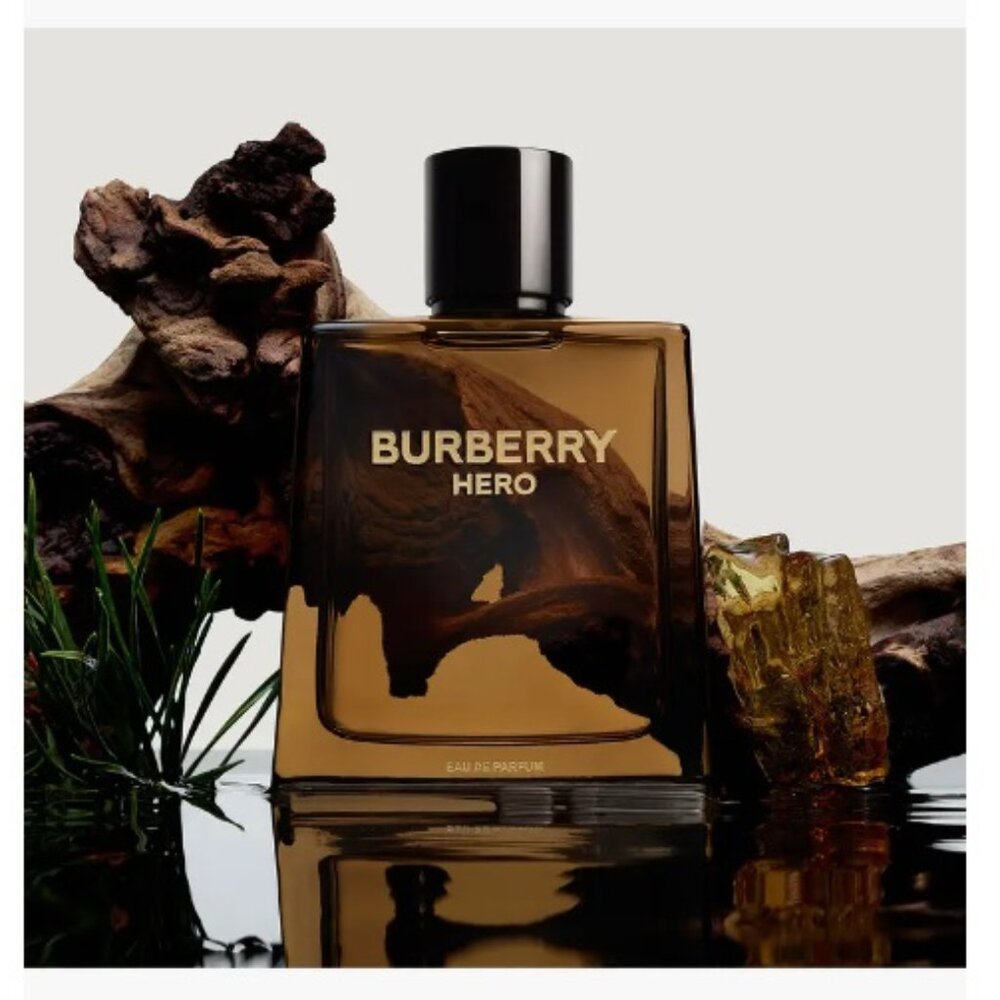 Burberry Hero Scented Candle,Woody Aromatic Cedarwood-Full 70g,2.4oz-BOXED-NEW - Picture 5 of 8